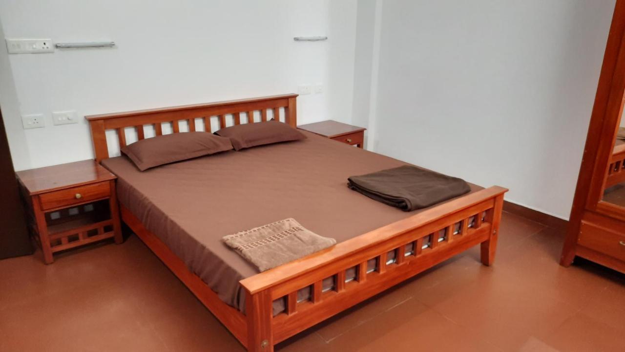 Poovar Sea View Rooms And Boating Family & Couple Only Exterior photo